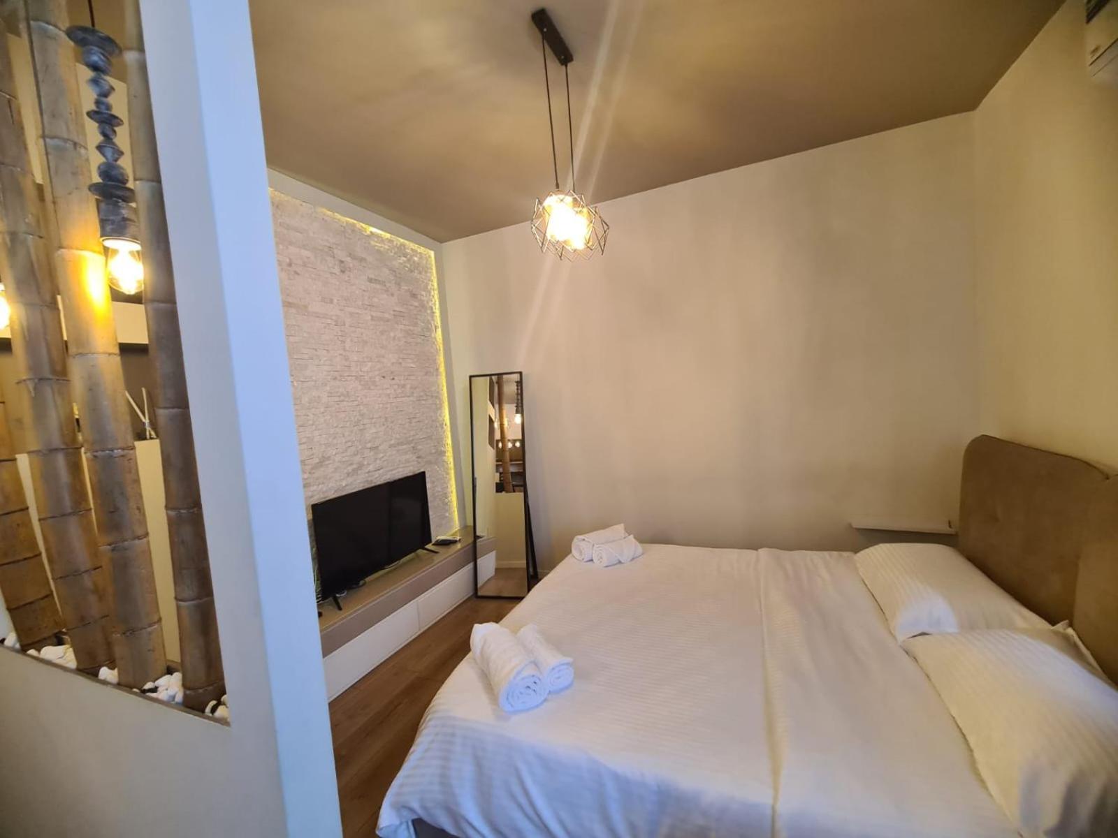 Siera Apartamento Golem (Tirana)